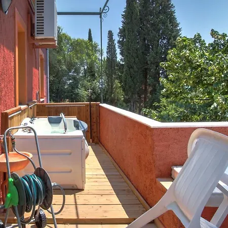 Kornata Country House *